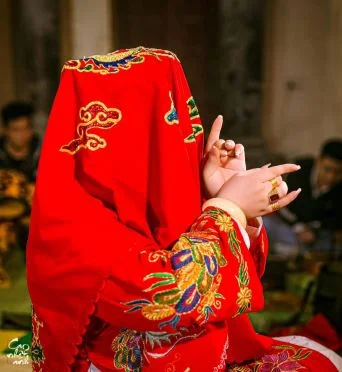 đồng bóng.webp